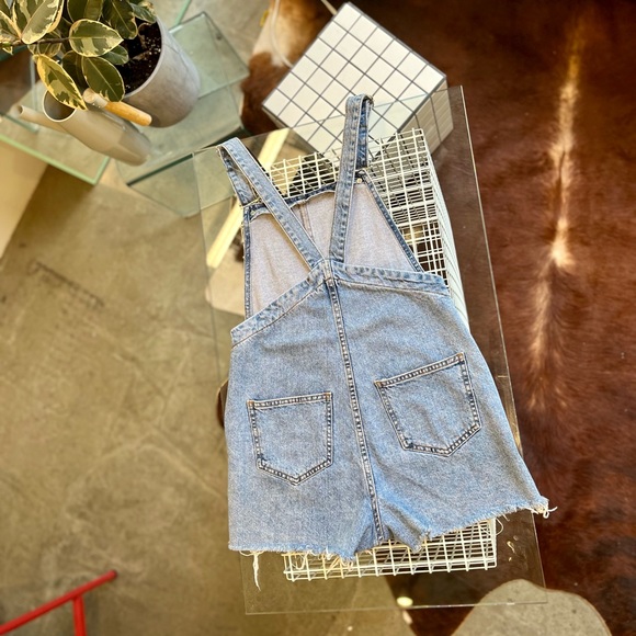 TopShop Moto Size 4 Denim Shorts Overalls - Picture 4 of 4